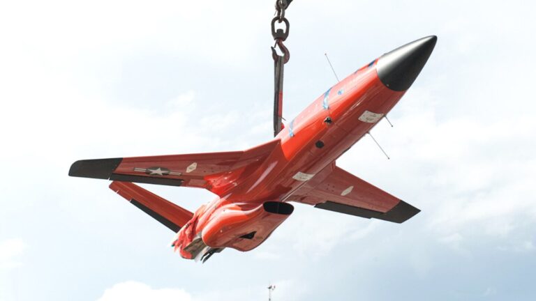 Taiwan and Kratos Team Up on Chien Feng IV Jet Powered Drone