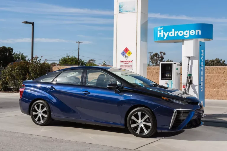 Hydrogen cars, which were supposed to be our future, where did they go?